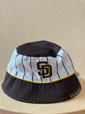 San Diego Padres Reversible Bucket Hat